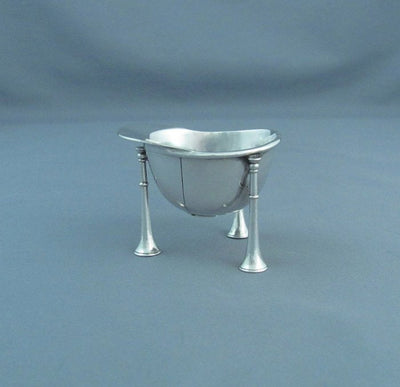 American Novelty Sterling Silver Stirrup Cup - JH Tee Antiques