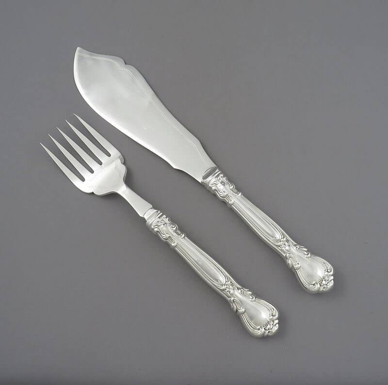 Birks Chantilly Fish Servers - JH Tee Antiques