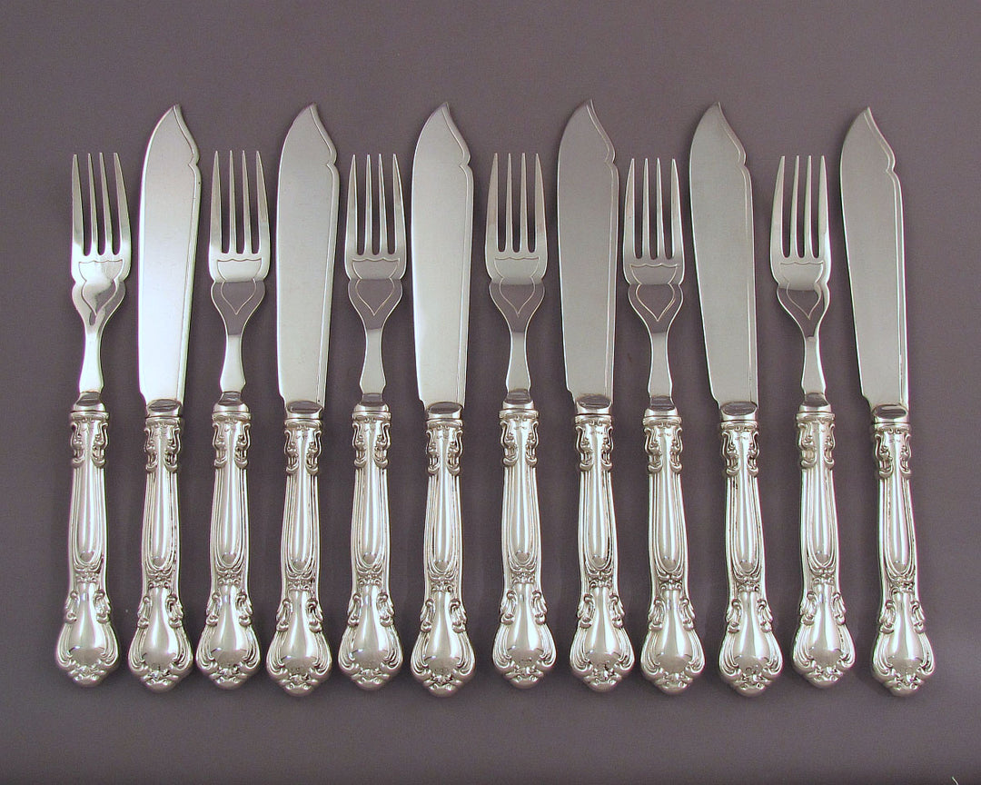 Birks Chantilly Pattern Silver Fish Service - JH Tee Antiques