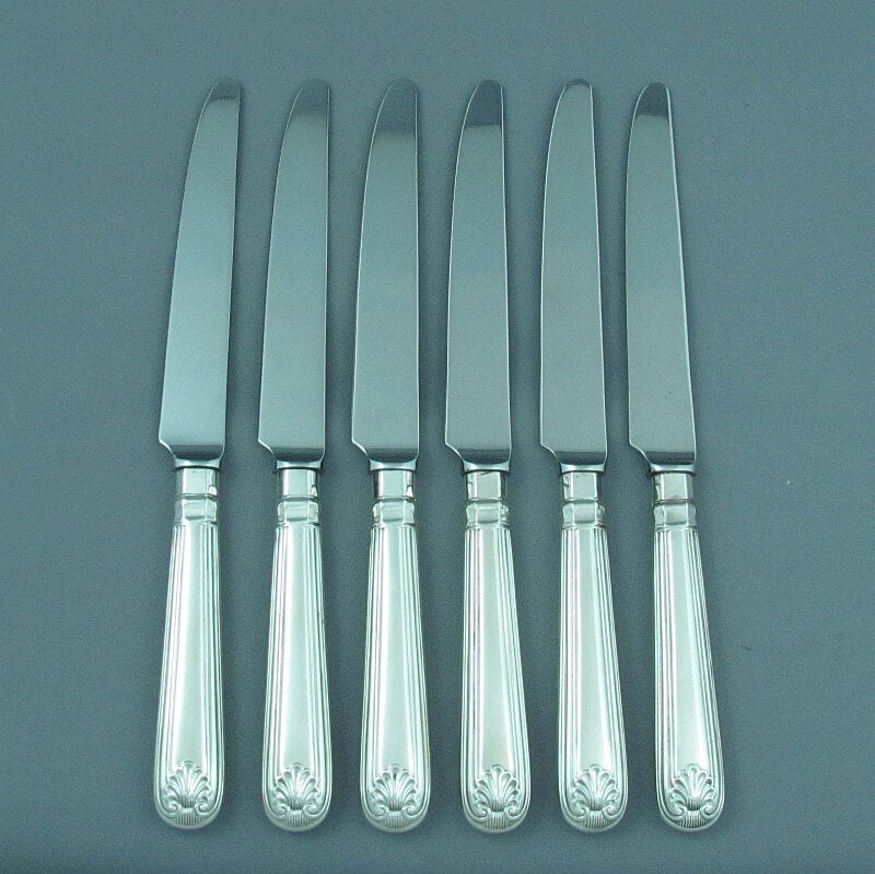Thread & Shell Silver Dinner Knives - JH Tee Antiques
