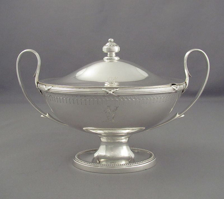 Pair of George III Silver Sauce Tureens - JH Tee Antiques