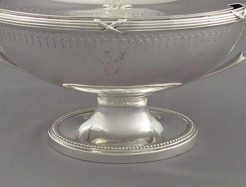 Pair of George III Silver Sauce Tureens - JH Tee Antiques