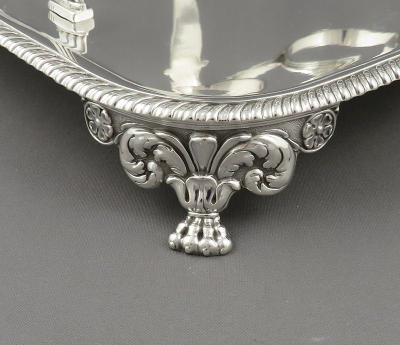 George IV Sterling Silver Egg Cruet - JH Tee Antiques