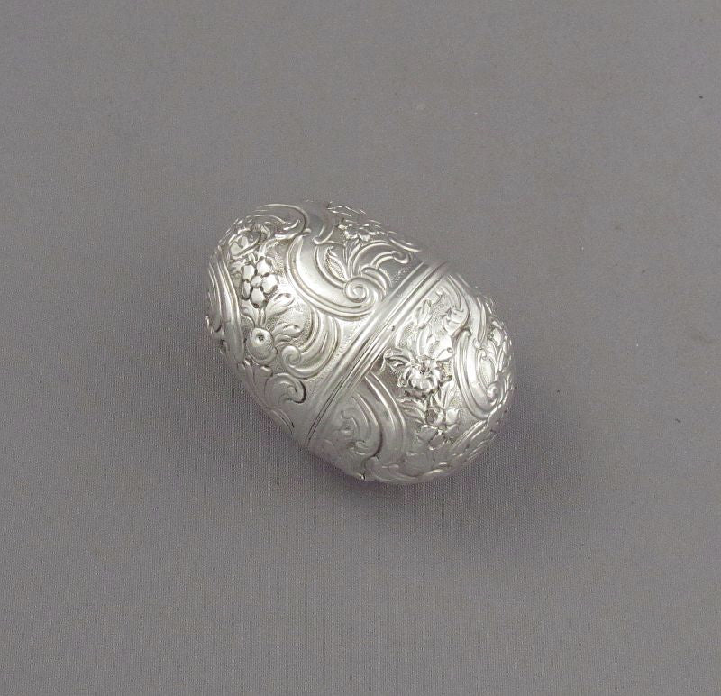 George II Silver Nutmeg Grater - JH Tee Antiques