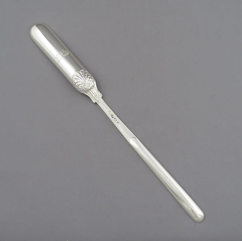 Queens Pattern Sterling Silver Marrow Scoop - JH Tee Antiques
