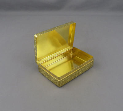 Victorian Silver Gilt Table Snuff Box - JH Tee Antiques