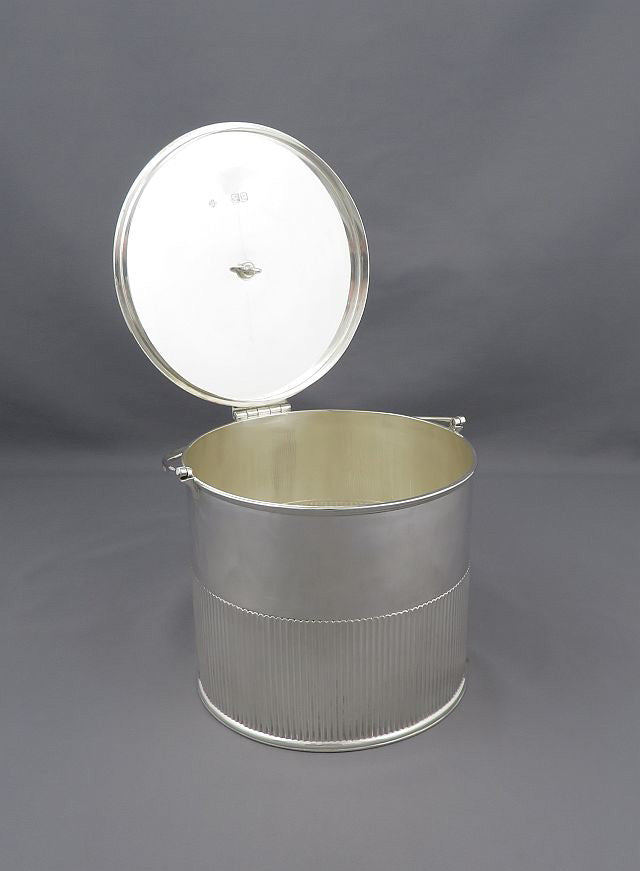 Victorian Sterling Silver Biscuit Box - JH Tee Antiques
