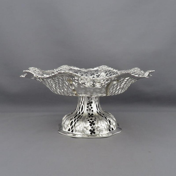 Pair of Victorian Sterling Silver Comports - JH Tee Antiques