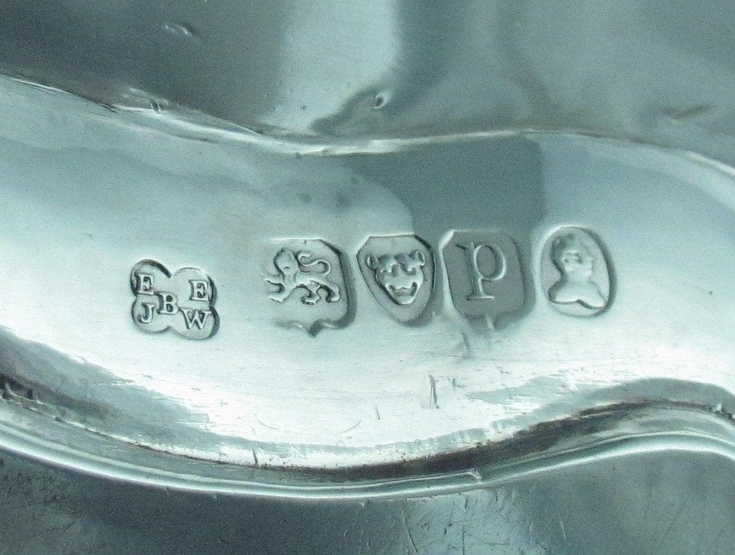 William IV Sterling Silver Candle Snuffer Tray - JH Tee Antiques